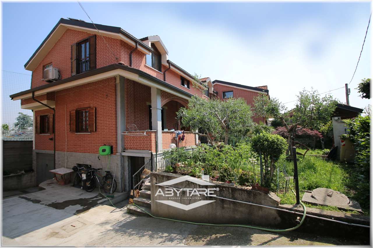 Villa in vendita a Nichelino via Pallavicino