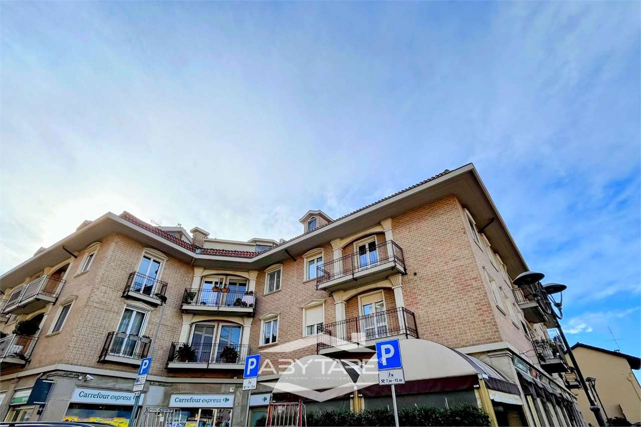 Appartamento ampia metratura vendita centro Vinovo