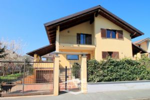 Villa in Bioedilizia in vendita a La Loggia

[chr(...