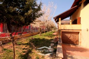 Villa in Bioedilizia in vendita a La Loggia

[chr(...