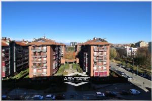 Appartamento con mansarda  Vendita Torino Via Arpino 9