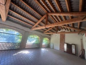 EX AZIENDA AGRICOLA CON RESIDENZA DEL 700 E PARCO