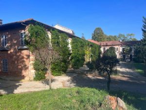 EX AZIENDA AGRICOLA CON RESIDENZA DEL 700 E PARCO