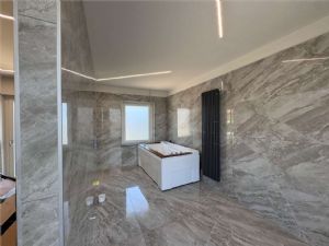 Dimora di Prestigio Completamente Arredata CL A2