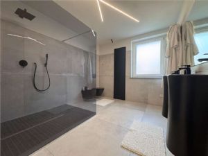 Dimora di Prestigio Completamente Arredata CL A2
