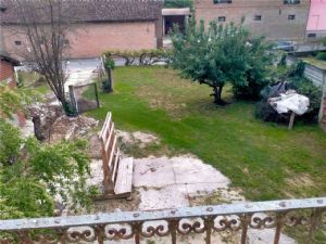 VAGLIERANO-CASA INDIPENDENTE-CON GIARDINO PRIVATO