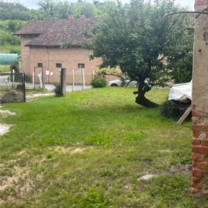 VAGLIERANO-CASA INDIPENDENTE-CON GIARDINO PRIVATO