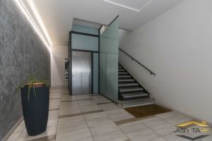 RECENTE COSTRUZIONE - LOFT BILIVELLO con ampio terrazzo