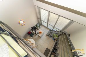 RECENTE COSTRUZIONE - LOFT BILIVELLO con ampio terrazzo