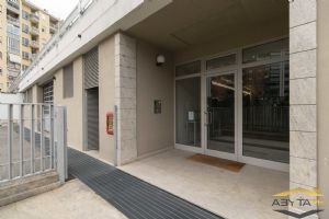 RECENTE COSTRUZIONE - LOFT BILIVELLO con ampio terrazzo