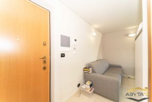 RECENTE COSTRUZIONE - LOFT BILIVELLO con ampio terrazzo