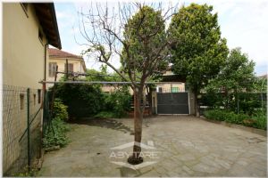 3 locali con giardino a Santena