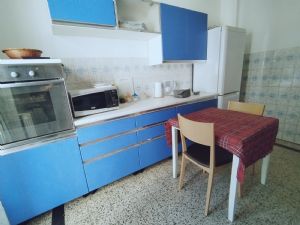 BILOCALE IN OTTIMO STATO-ZONA SANTA RITA-