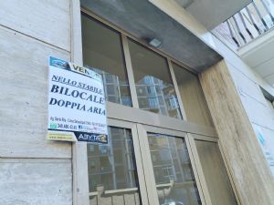 BILOCALE IN OTTIMO STATO-ZONA SANTA RITA-