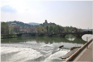 Ampio Monolacale Vendesi Torino Pressi Piazza V. Veneto