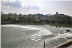 Ampio Monolacale Vendesi Torino Pressi Piazza V. Veneto