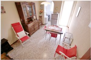 3 locali via castelgomberto