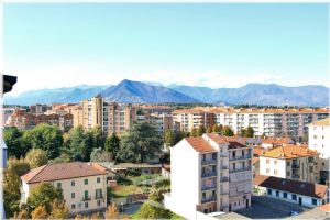 Torino ai tuoi piedi: Attico da sogno con vista a 360°