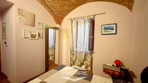 Casa semindipendente con cortile privato