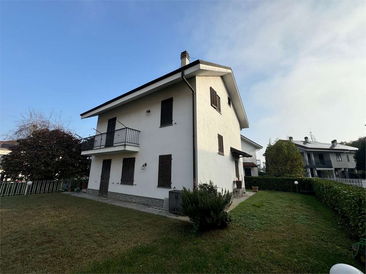 Villa indipendente in città