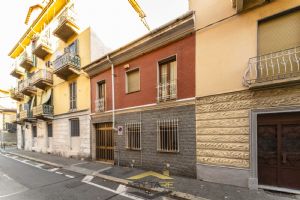 VILLA CON CORTILE E BOX DOPPIO