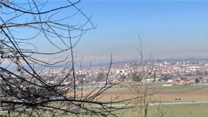 CASCINA LIBERA SU 4 LATI PANORAMICA CON TERRENO