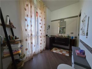 Prestigiosa Villa con Piscina e Vista Panoramica