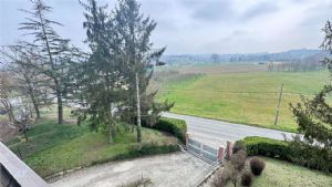 ISOLA D'ASTI- ALLOGGIO PANORAMICO CON BOX