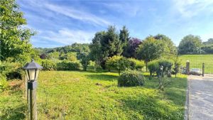 CASCIINA PIEMONTESE LIBERA SU 3 LATI CON TERRENO