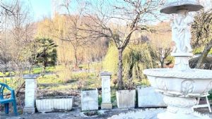 CASCIINA PIEMONTESE LIBERA SU 3 LATI CON TERRENO