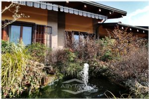 Villa con Giardino un' oasi di serenità a Settimo Torinese