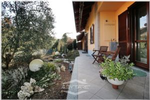 Villa con Giardino un' oasi di serenità a Settimo Torinese