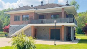 SAN DEFENDENTE-VILLA INDIPENDENTE CON GIARDINO