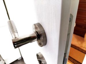 QUADRILOCALE CON DOPPI SERVIZI, MANSARDA E CANTINA