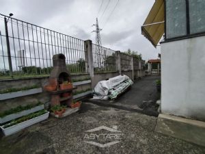 QUADRILOCALE CON DOPPI SERVIZI, MANSARDA E CANTINA
