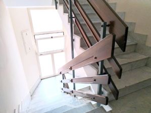 TRILOCALE IN OTTIMO STATO CON VOLENDO BOX AUTO