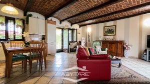 Casa semindipendente con giardino in Borgata Brassi