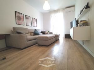 TRILOCALE CON DOPPIA ESPOSIZIONE