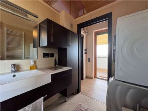 Attico dal design unico con terrazza panoramica