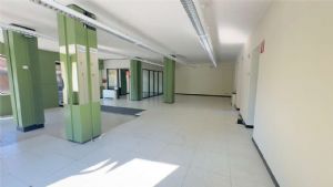 Locale Commerciale in Zona di forte passaggio