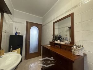 Bilocale con giardino in palazzina recente a NIchelino