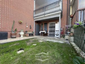 Bilocale con giardino in palazzina recente a NIchelino
