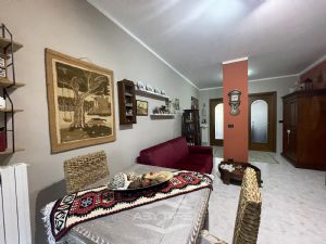 Bilocale con giardino in palazzina recente a NIchelino