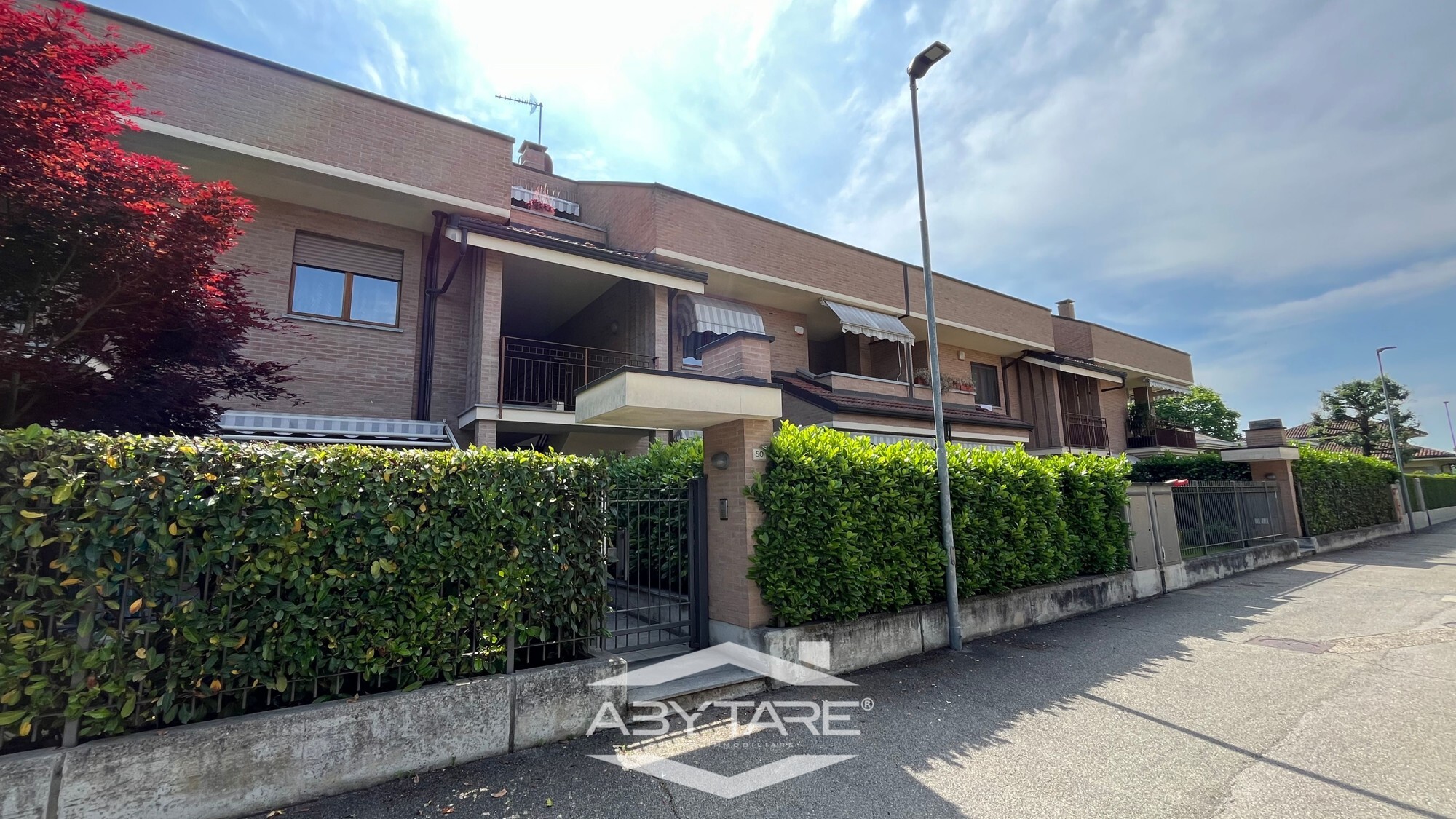 Appartamento bilivello con box auto doppio
