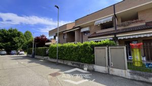 Appartamento bilivello con box auto doppio