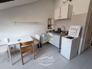 MONOLOCALE IN AFFITTO SAN SALVARIO