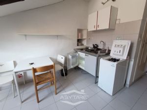 MONOLOCALE IN AFFITTO SAN SALVARIO