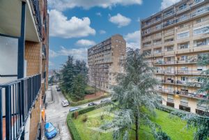 2 Locali con box vendesi Torino Via Teodoreto 3