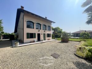 casa indipendente - libera subito!