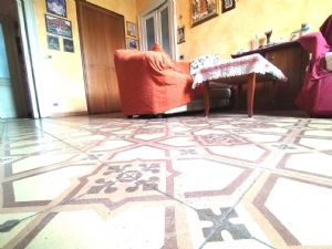 APPARTAMENTO DI 125 MQ CON BOX AUTO ESCLU